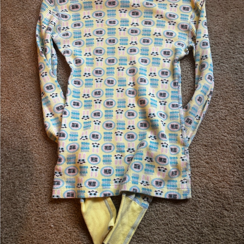Harajuku Lovers Long Sleeve Knit Top in Yellow, Blue, Pink - Picture 3 of 3